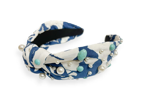 Knotted Abstract Floral with Turquoise & Pearl